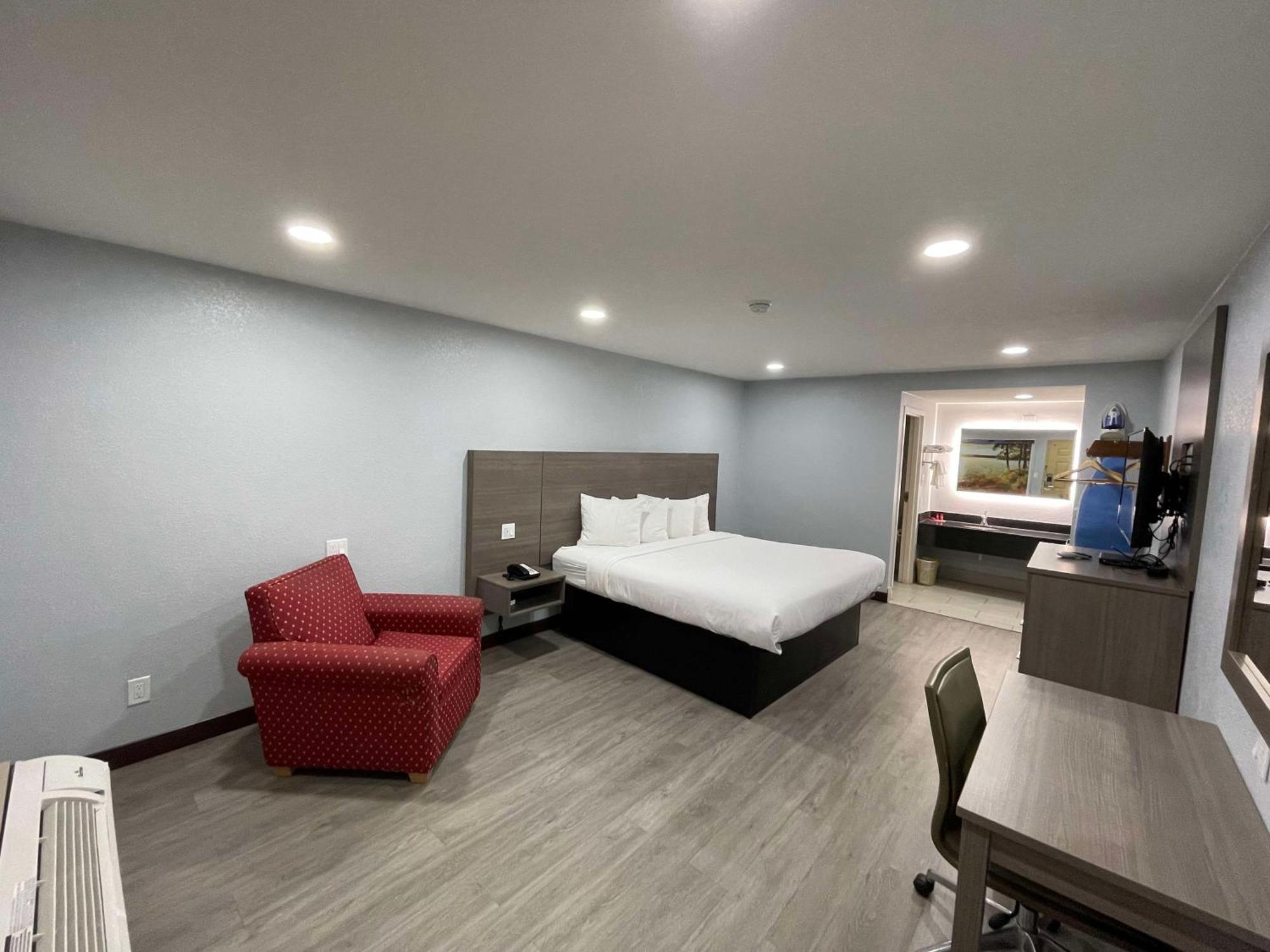 Surestay Hotel By Best Western Childress Bagian luar foto