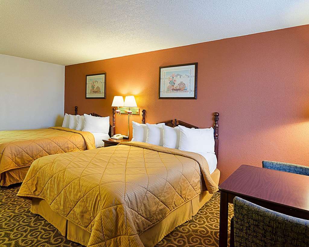 Surestay Hotel By Best Western Childress Ruang foto