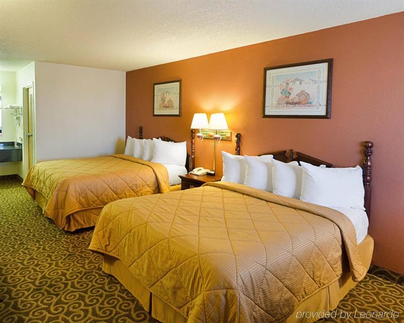 Surestay Hotel By Best Western Childress Bagian luar foto